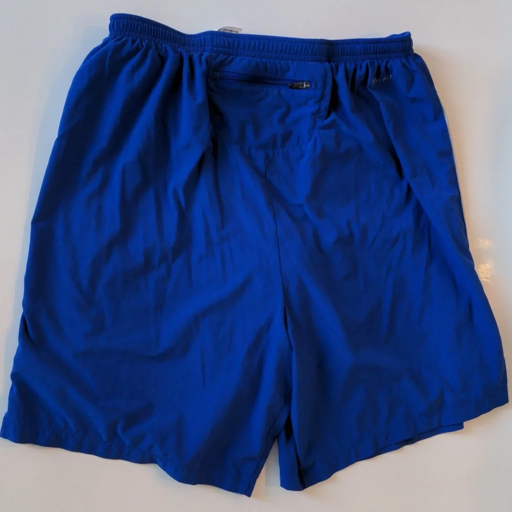 ๐๐ Nike ๐๐ป๐๐ป Flex Stride 7" 2-in-1 Short Size Large - Picture 7 of 15